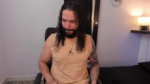 Snapshot of alukardbig chatting on November 2025 01:33:02 PM alukardbig online show from November 2025 01:33:02 PM