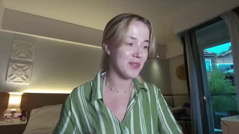 Snapshot of aluntick chatting on September 2025 10:20:01 AM Amelia NEXT STREAM online show from September 2025 10:20:01 AM