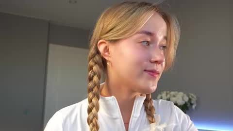 Snapshot of aluntick chatting on October 2025 02:08:01 PM Amelia NEXT STREAM online show from October 2025 02:08:01 PM