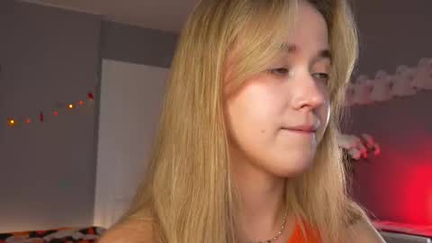 Snapshot of aluntick chatting on October 2025 01:58:01 PM Amelia NEXT STREAM online show from October 2025 01:58:01 PM