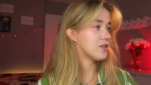 Snapshot of aluntick chatting on November 2025 01:46:01 PM Amelia NEXT STREAM online show from November 2025 01:46:01 PM