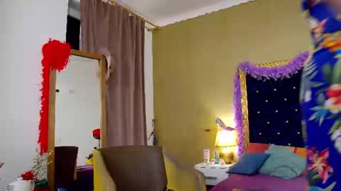 Alura Jenson online show from June 2026 11:53:02 PM