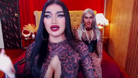 Snapshot of alurajhenson chatting on October 2025 06:46:02 PM Alura Jhenson online show from October 2025 06:46:02 PM