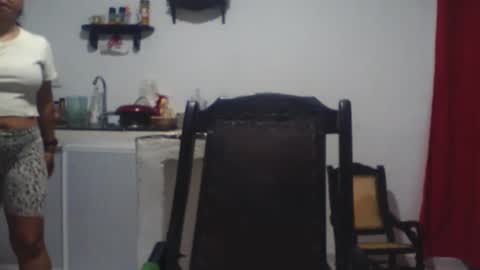 Snapshot of aly826805 chatting on October 2025 03:56:01 AM analia online show from October 2025 03:56:01 AM