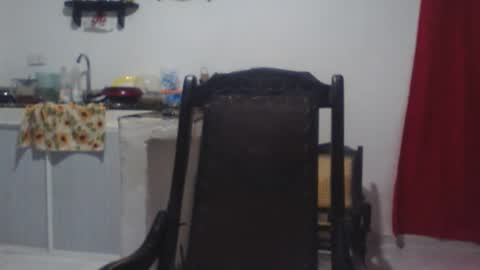 Snapshot of aly826805 chatting on October 2025 04:43:01 AM analia online show from October 2025 04:43:01 AM