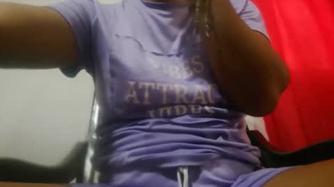 Snapshot of aly826805 chatting on October 2025 06:19:02 PM analia online show from October 2025 06:19:02 PM