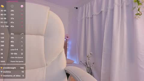 Snapshot of aly_moon chatting on January 2025 05:31:01 AM Im Aly3 online show from January 2025 05:31:01 AM