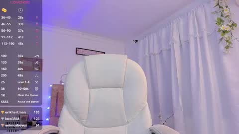 Snapshot of aly_moon chatting on February 2025 05:19:02 AM Im Aly3 online show from February 2025 05:19:02 AM
