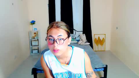 alyannarose online show from September 2025 09:11:01 AM