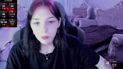 alyaska_yang online show from June 2026 08:20:02 PM