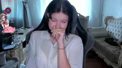 alyaska_yang online show from July 2026 09:59:01 AM