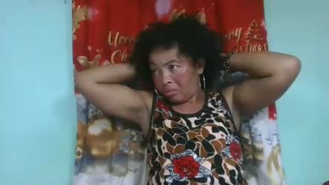 Snapshot of alypierette chatting on November 2025 07:34:01 PM alypierette online show from November 2025 07:34:01 PM