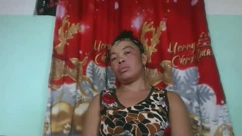 Snapshot of alypierette chatting on November 2025 07:08:02 PM alypierette online show from November 2025 07:08:02 PM