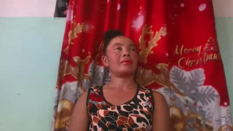 Snapshot of alypierette chatting on November 2025 06:24:01 AM alypierette online show from November 2025 06:24:01 AM