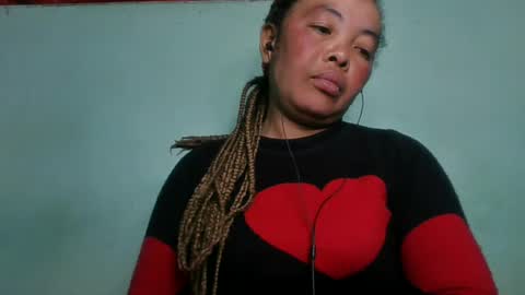 alypierette online show from June 2026 07:49:01 PM