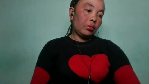 alypierette online show from June 2026 07:24:01 PM