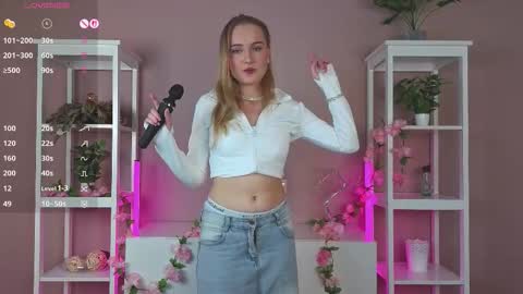 Vanessa online show from September 2025 05:35:01 PM