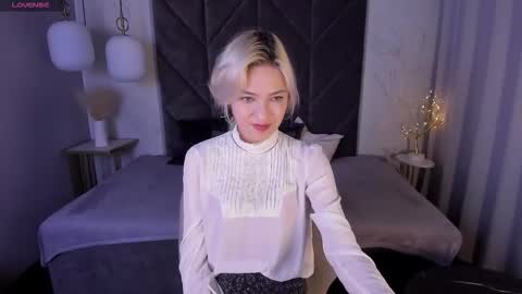 Snapshot of alysiasun chatting on October 2025 02:41:01 PM Alysia online show from October 2025 02:41:01 PM