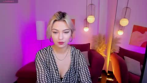 Snapshot of alysiasun chatting on November 2025 01:57:02 PM Alysia online show from November 2025 01:57:02 PM