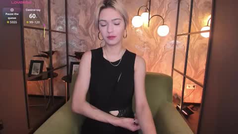 Snapshot of alysiasun chatting on November 2025 07:30:02 AM Alysia online show from November 2025 07:30:02 AM