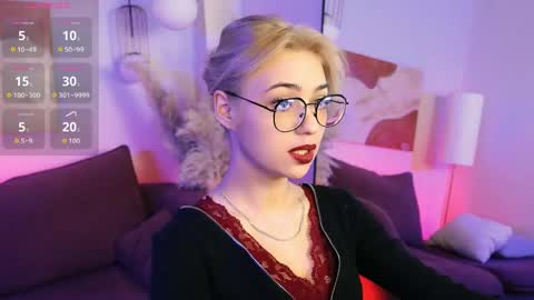 Alysia online show from April 2026 11:14:02 PM