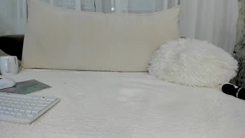 alysamillan online show from December 2024 10:56:01 AM