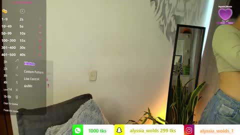 alyssia wolds online show from October 2025 11:09:01 AM