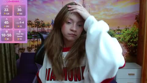 Snapshot of alyy_cute chatting on December 2024 02:22:01 PM Alyy online show from December 2024 02:22:01 PM
