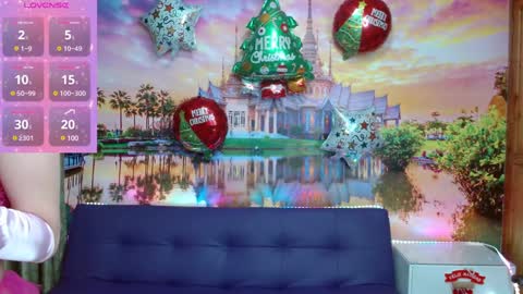 Snapshot of alyy_cute chatting on December 2024 02:27:02 PM Alyy online show from December 2024 02:27:02 PM