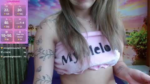 Snapshot of alyy_cute chatting on January 2025 05:13:01 PM Alyy online show from January 2025 05:13:01 PM