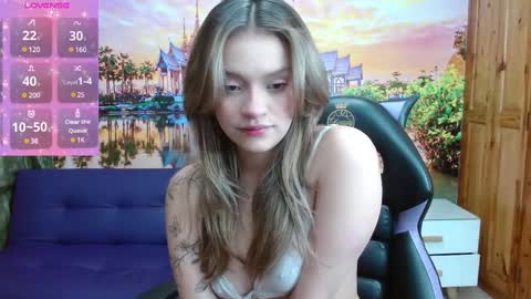 Snapshot of alyy_cute chatting on March 2025 02:29:02 PM Alyy online show from March 2025 02:29:02 PM