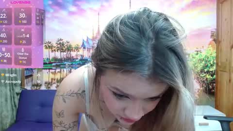 Snapshot of alyy_cute chatting on March 2025 05:33:01 PM Alyy online show from March 2025 05:33:01 PM