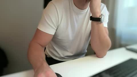 amadeos12345 online show from February 2026 11:36:01 AM