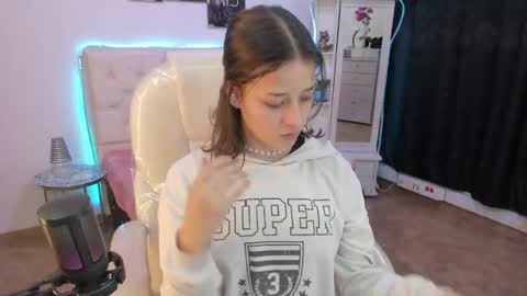 B I A N C A online show from April 2026 08:33:01 PM