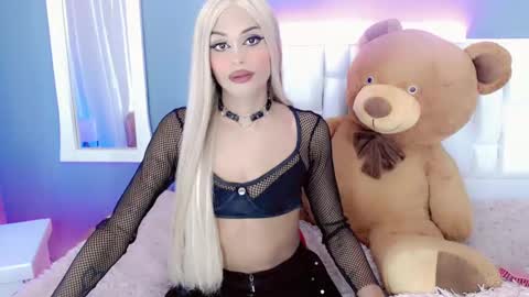 Snapshot of amal_baddel_ chatting on January 2025 10:29:02 AM amal_baddel_ online show from January 2025 10:29:02 AM