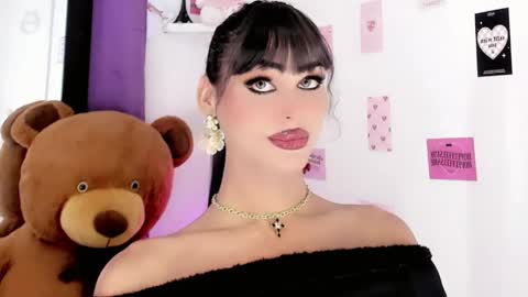 amal_baddel_ online show from May 2026 07:46:02 AM