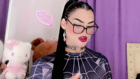amal_baddel_ online show from May 2026 06:31:02 AM