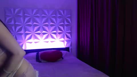 Snapshot of amalett chatting on December 2025 11:32:01 PM Amalett online show from December 2025 11:32:01 PM