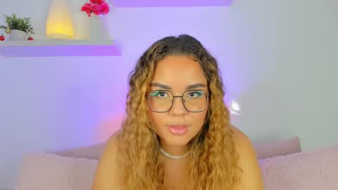 Snapshot of amalia_bennet chatting on February 2025 09:17:01 PM amalia bennet online show from February 2025 09:17:01 PM