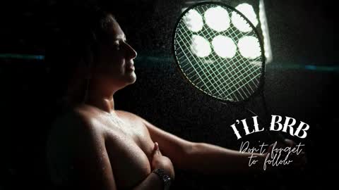 Snapshot of amalia_rosse_ chatting on October 2025 10:58:01 PM Amalia Im Back See you soon this January 7 at 10 pm Colombia time online show from October 2025 10:58:01 PM