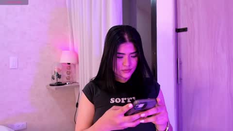 Snapshot of amanda_26 chatting on January 2025 02:43:01 AM Luisa online show from January 2025 02:43:01 AM