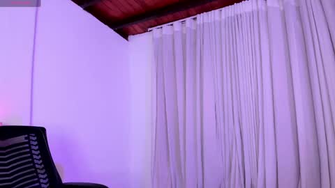 Luisa online show from April 2026 11:44:02 PM