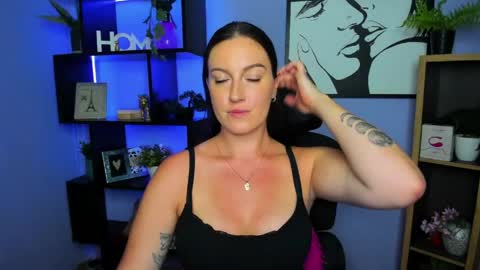 Amanda online show from May 2026 01:17:01 PM
