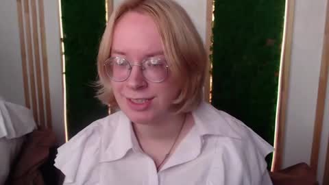 Hi im Amanda online show from June 2026 12:09:02 PM