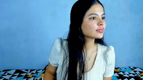 Thalia online show from February 2026 05:03:02 AM