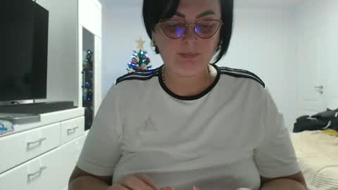 Snapshot of amanda_muller5 chatting on December 2025 09:32:02 PM Anda .. online show from December 2025 09:32:02 PM