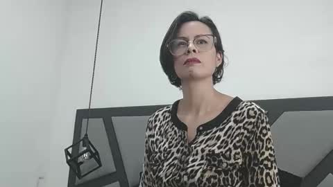 amanda_ramirez online show from April 2026 10:01:01 PM