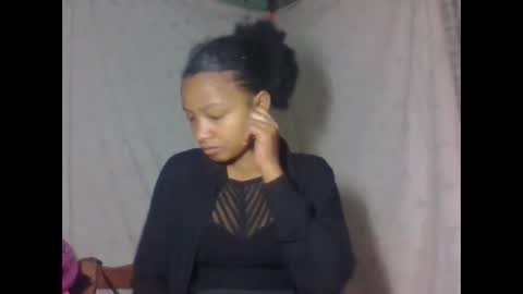 amandaaa25 online show from October 2025 02:31:01 AM