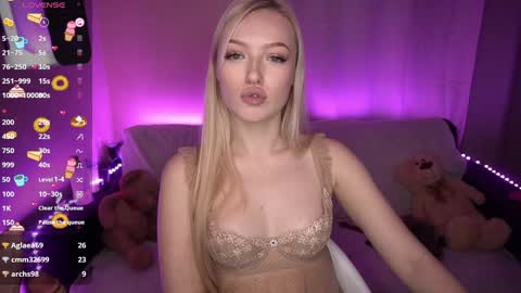 Amanda online show from December 2024 05:14:01 PM