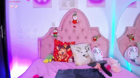 Snapshot of amandalee26 chatting on December 2025 06:50:01 PM amandalee26 online show from December 2025 06:50:01 PM